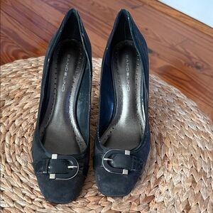 Bandolino Women's Black Suede Heels with Buckle